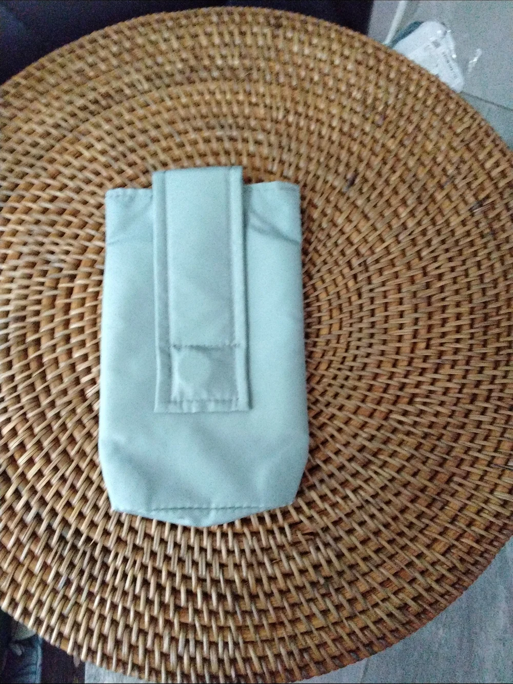 Pocket Plus - Light Gray